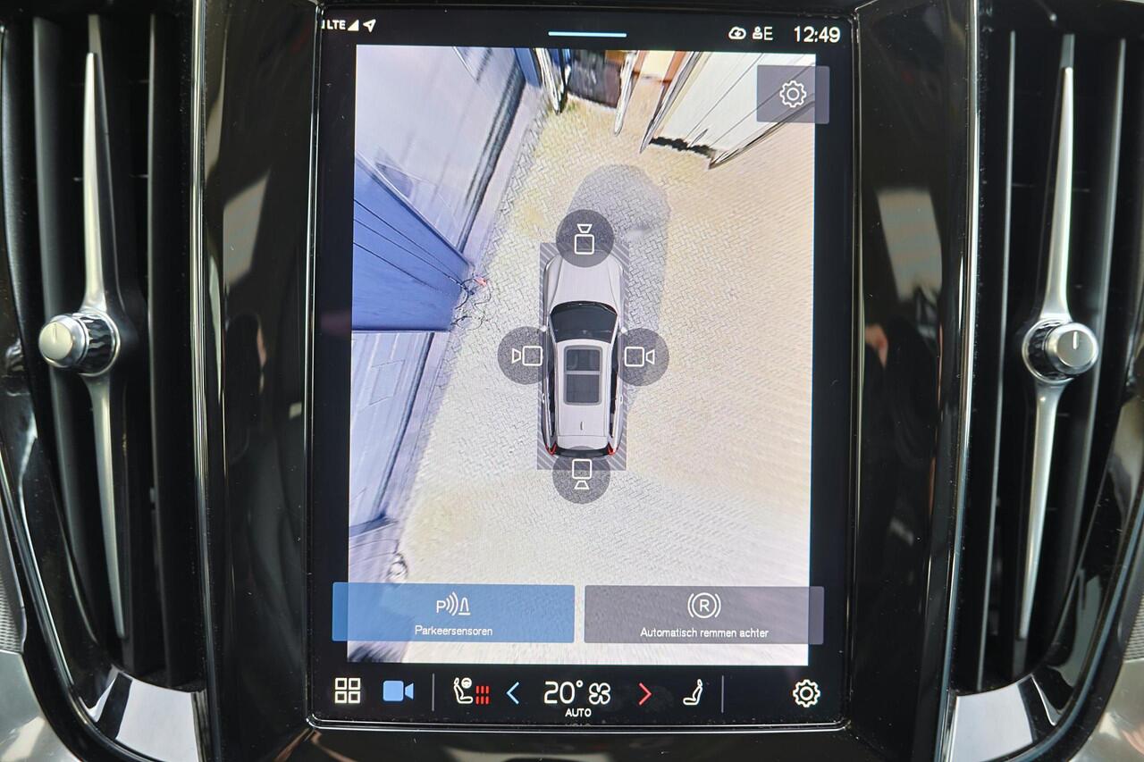 Volvo V60 T6 Recharge AWD Plus Dark - IntelliSafe Assist & Surround - 360º Camera - Harman/Kardon audio - Adaptieve LED koplampen - Verwarmde voorstoelen, stuur & achterbank - Parkeersensoren voor & achter - Elektr. bedienb. voorstoelen met geheugen - Extra getint 