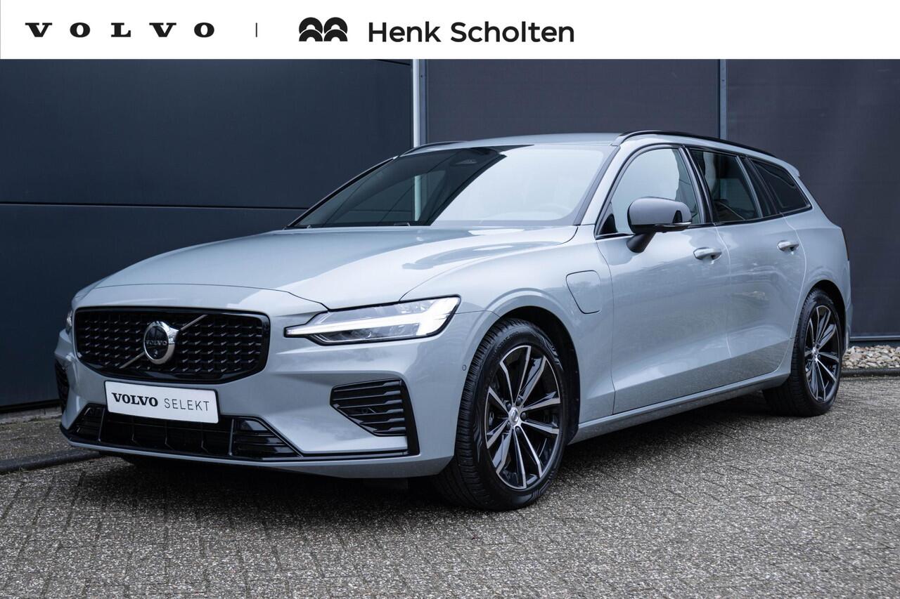 Volvo V60 T6 Plug-in hybrid AWD Plus Dark | Trekhaak | Verwarmbare voorstoelen+stuurwiel+achterbank | Rondom zichtcamera | Premium audio by Harman Kardon | Verwarmbare voorruit | 18 inch Lichtmetalen velgen