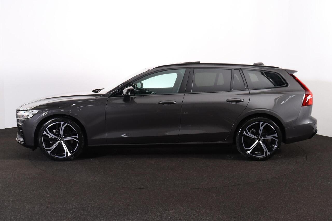 Volvo V60 B4 Plus Dark - Panorama/schuifdak - IntelliSafe Assist & Surround - 360º Camera - Harman/Kardon audio - Adaptieve LED koplampen - Verwarmde voorstoelen, stuur & achterbank - Parkeersensoren voor & achter - Elektr. bedienb. voorstoelen met geheugen - Draad