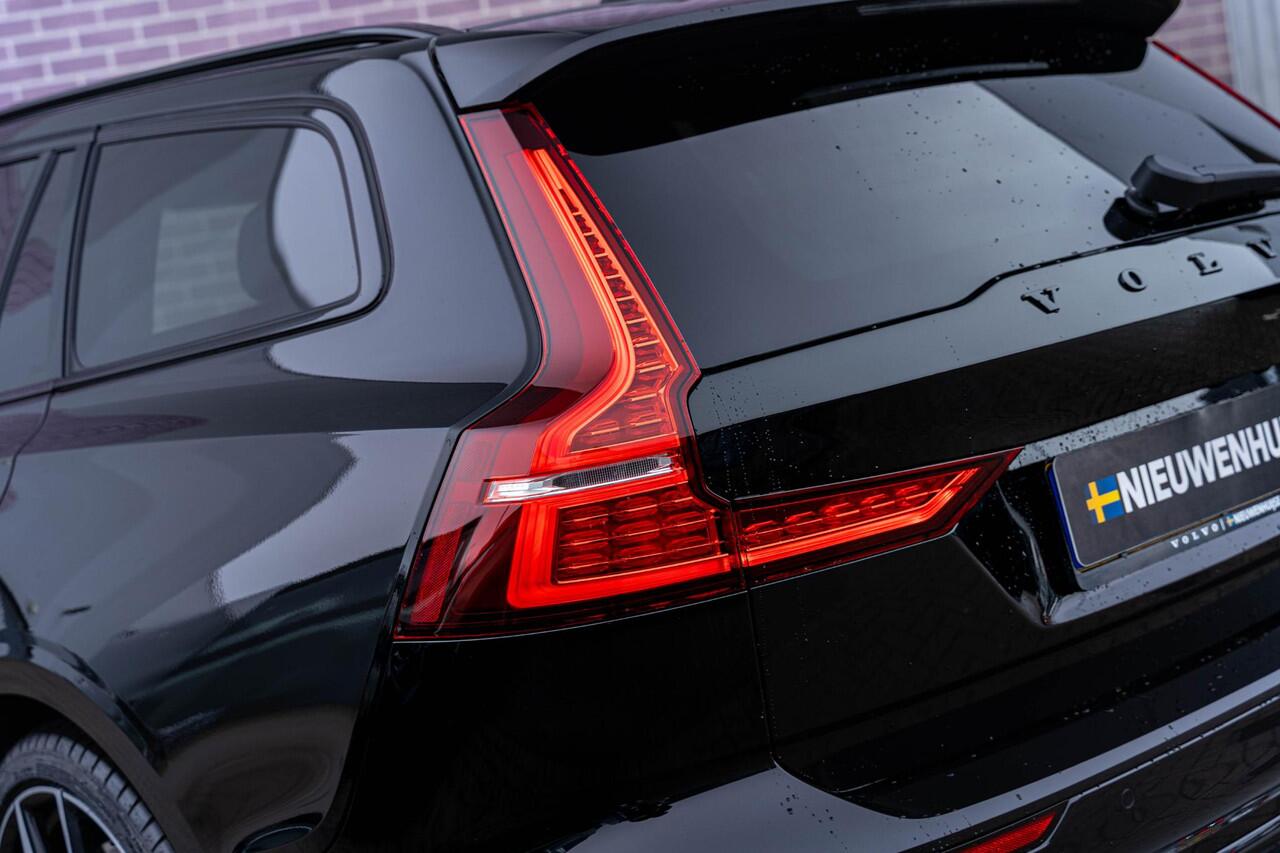 Volvo V60 T8 Plug-in hybrid AWD Plus Performance Edition | Long Range | Google | Panormadak | Exterior Styling Kit | Getint Glas | Elek. Achterklep | Uitlaatsierstukken | Harman Kardon Audio | Polestar Performance Optimisation | Elektrische Stoelverstelling | Keyle