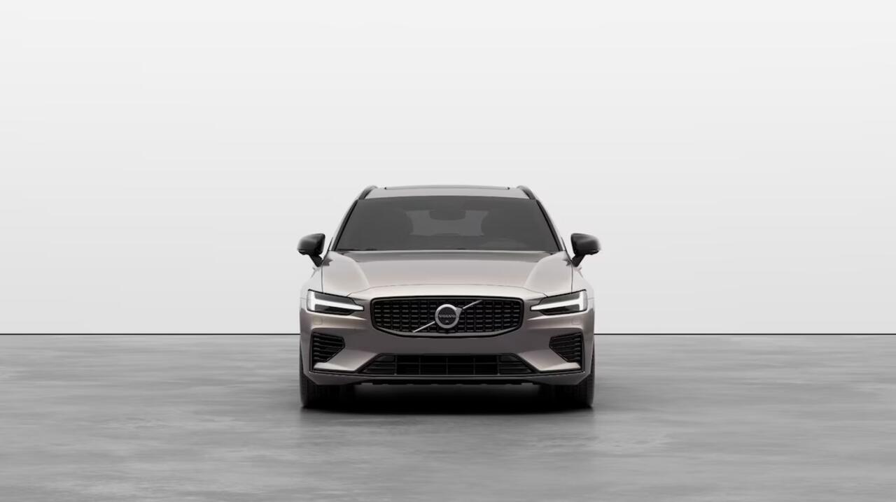 Volvo V60 T8 AWD Ultra Performance Edition Dark | Extra getint glas achter | 19" 5-triplespaaks Glossy Black Diamond Cut