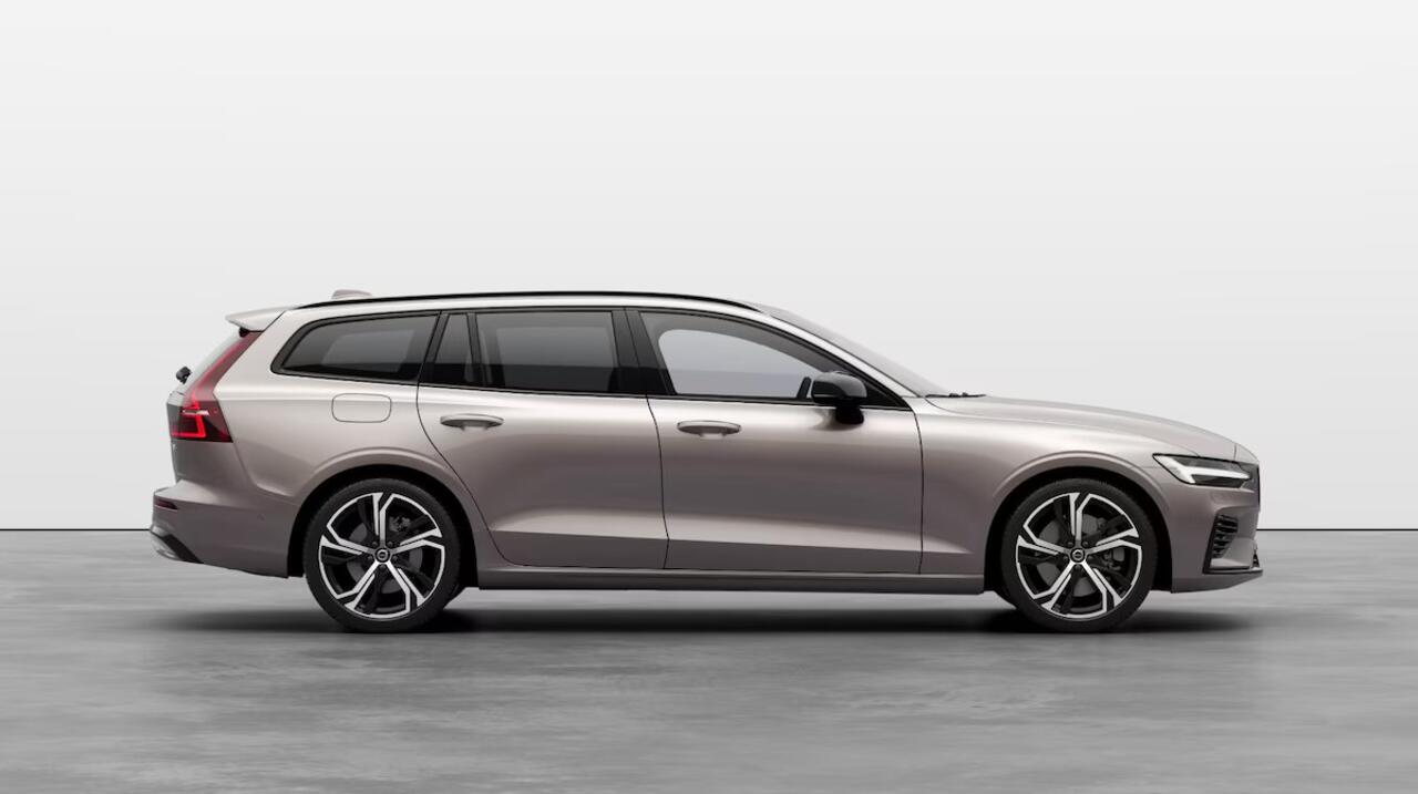 Volvo V60 T8 AWD Ultra Performance Edition Dark | Extra getint glas achter | 19" 5-triplespaaks Glossy Black Diamond Cut