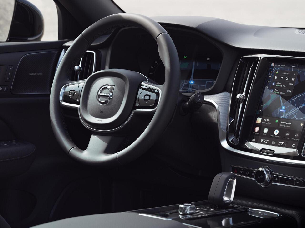 Volvo V60 T8 Plug-in hybrid AWD Plus Performance Edition | Dark | Premium Pack | Leder | Panorama dak | Direct leverbaar! |
