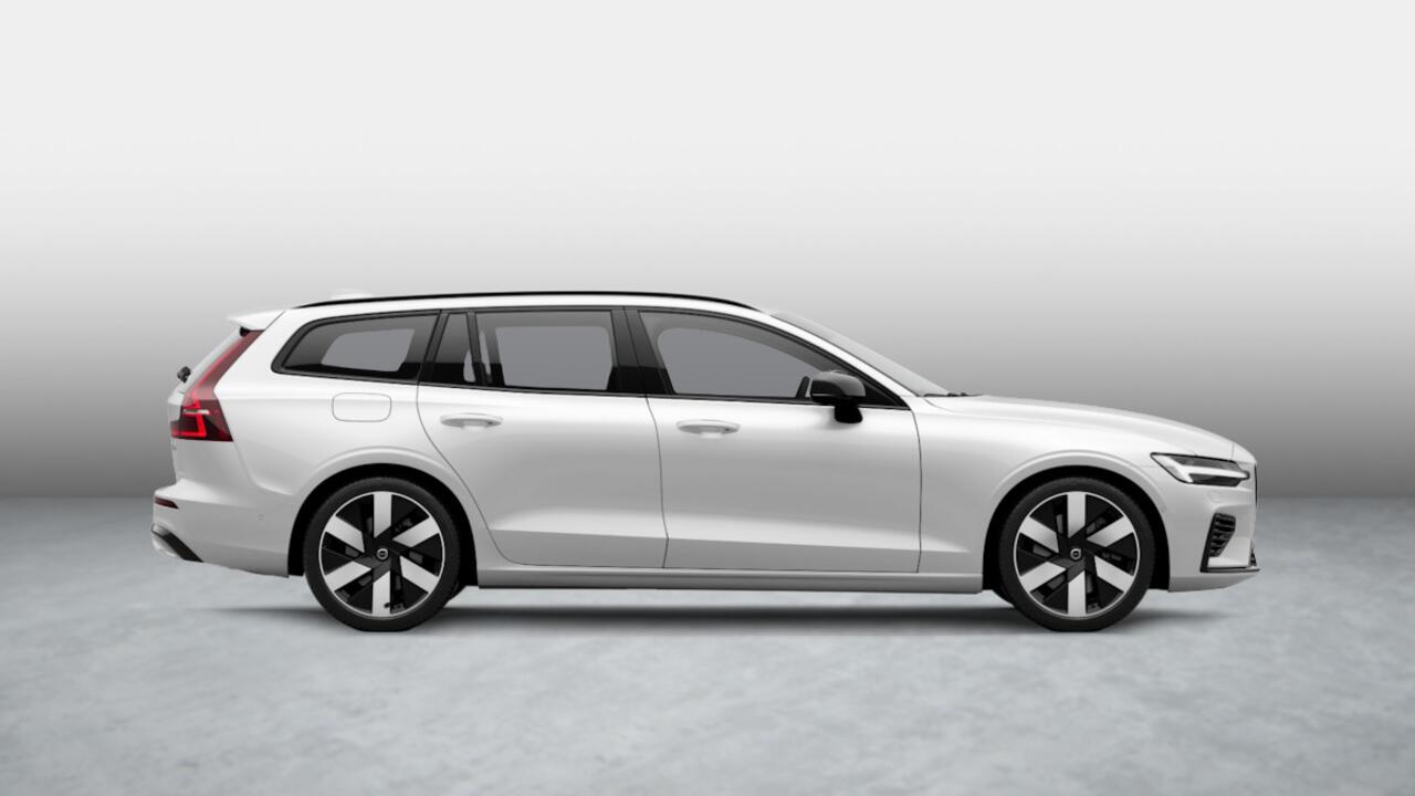 Volvo V60 2.0 T8 Plug-in hybrid AWD Ultra Dark