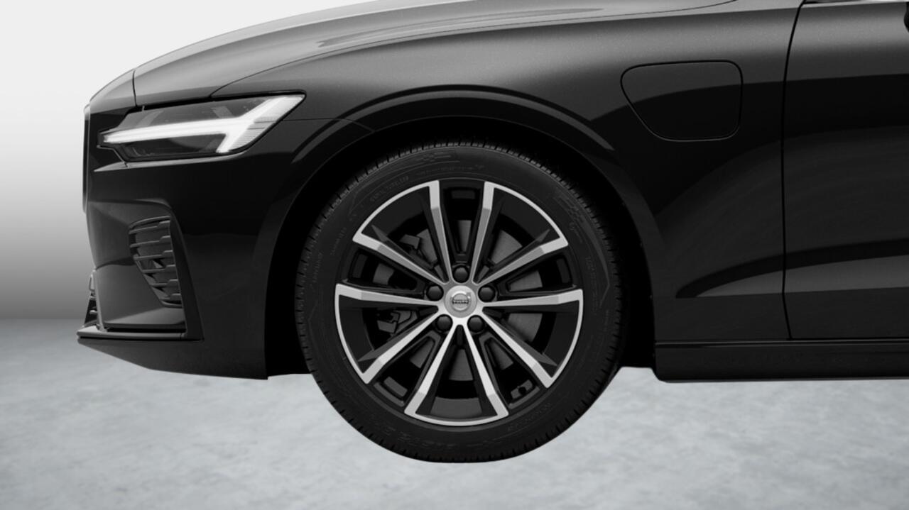 Volvo V60 2.0 T8 Plug-in hybrid AWD Plus Dark