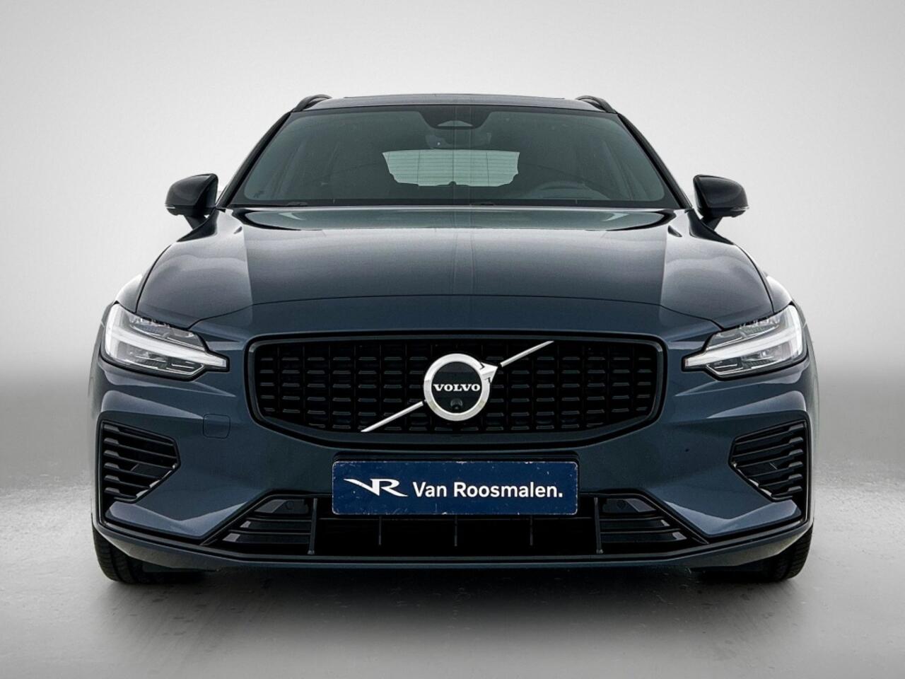Volvo V60 2.0 T8 AWD Plus Dark | Panoramadak | Head-Up Display | 360° Came