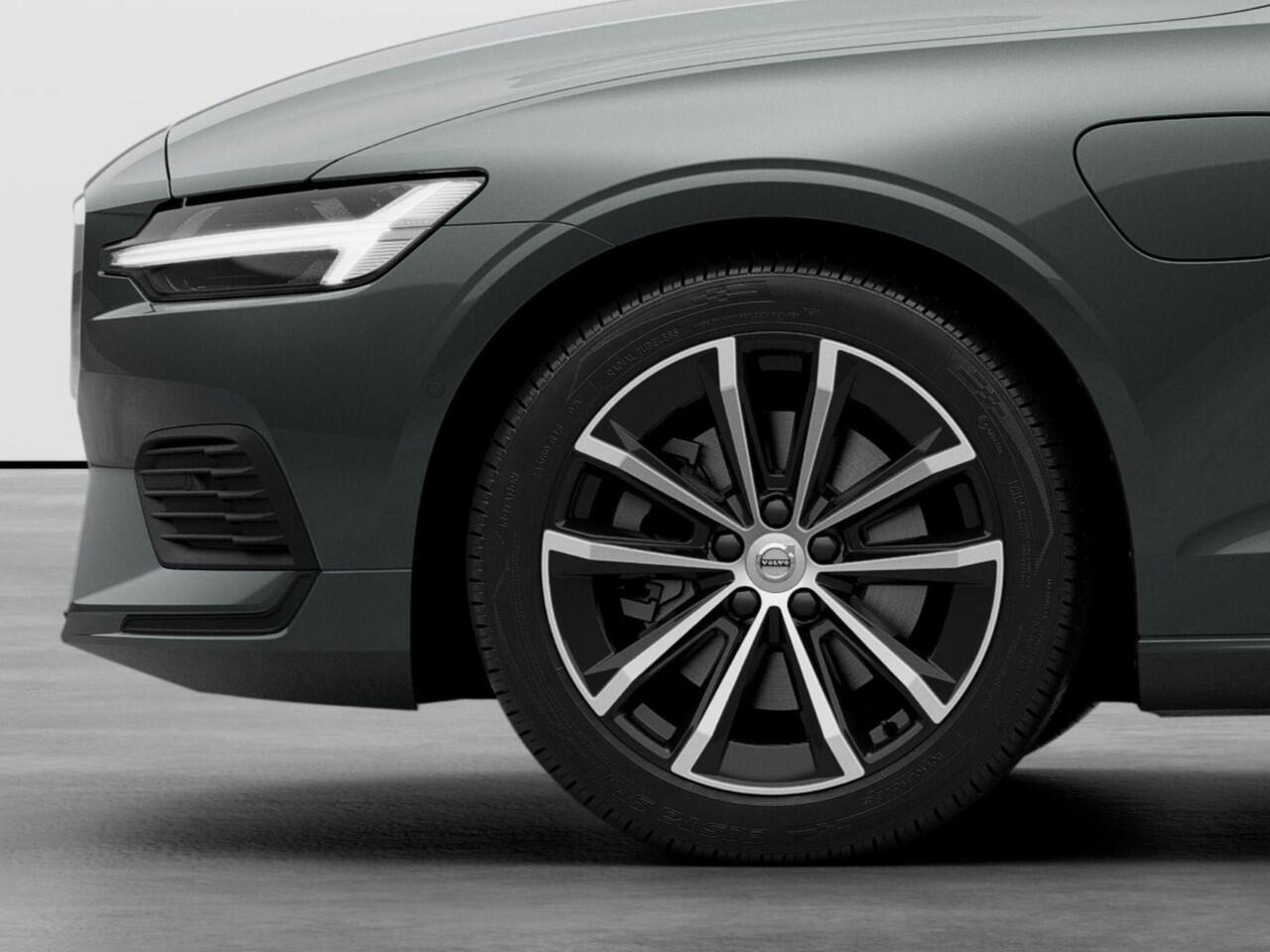 Volvo V60 T6 Plug-in hybrid AWD Business Edition