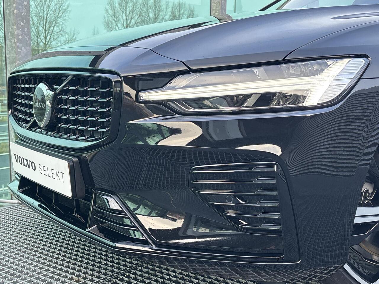 Volvo V60 2.0 T8 Plug-in hybrid AWD Plus Dark PHEV, Automaat, Polestar engineered optimalisation, Stoelverwarming, Stuurverwarming, Park assist voor- en achter, Parkeercamera, Extra getinte ramen, Harman Kardon audio