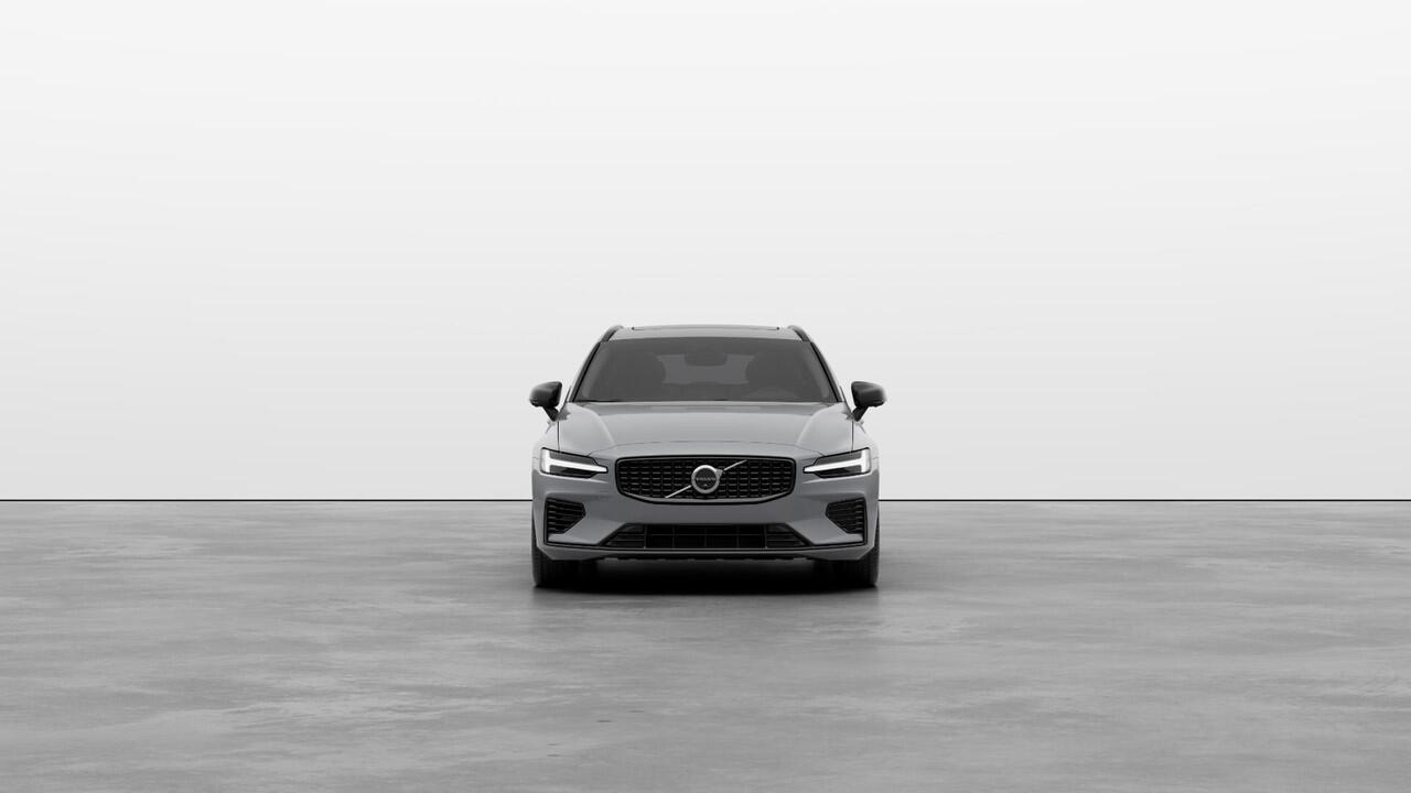 Volvo V60 2.0 T8 Plug-in hybrid AWD Plus Perform. Ed. Dark / Pano. dak / Elek. verstelbare stoelen / Voor+achter+stuur verwarmd / 19" velgen / Harman Kardon / Leder / 360 camera /
