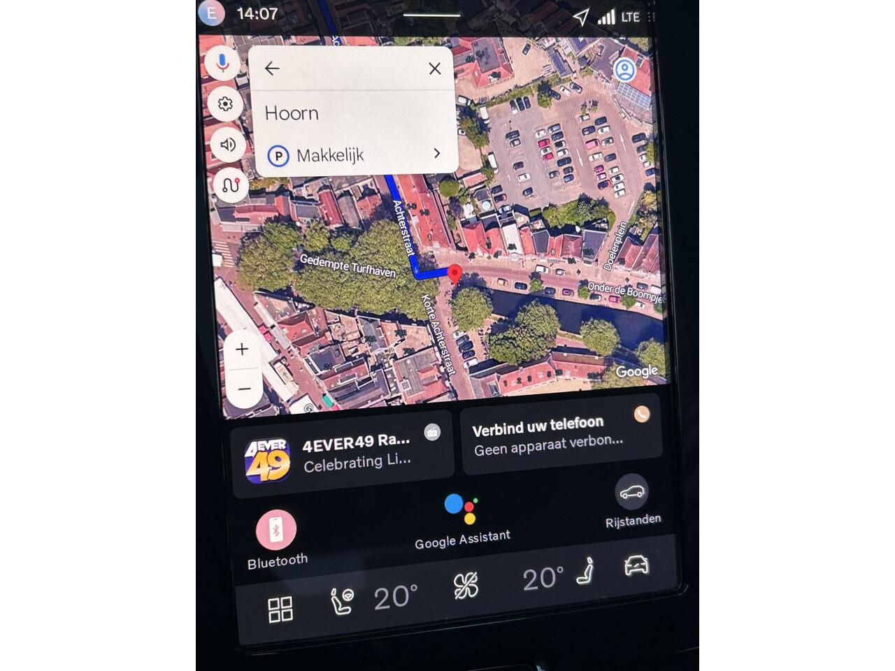 Volvo V60 2.0 T6 Plug-in hybrid AWD Core Business Edition Harman Kardon audio / 360 camera