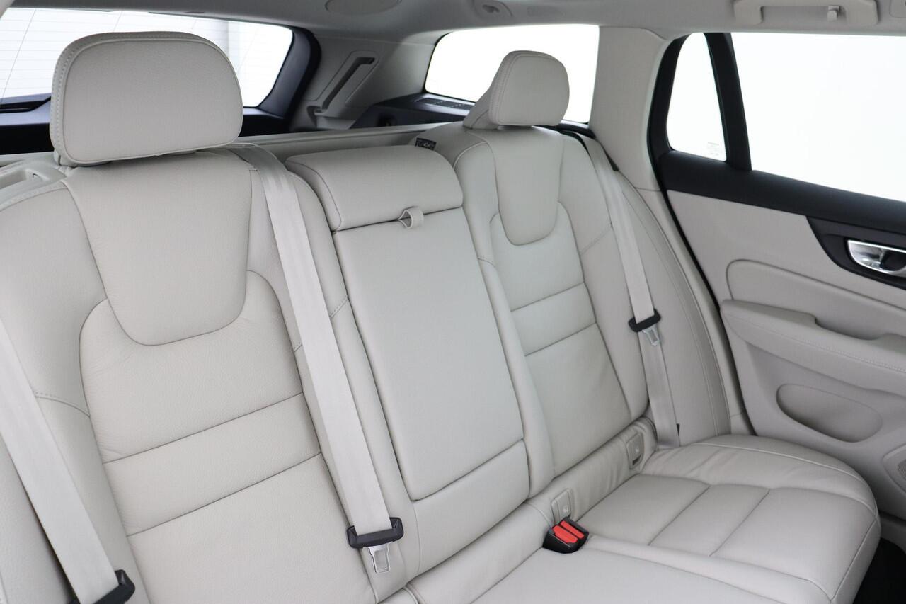 Volvo V60 T6 PLUG-IN HYBRID AWD ULTRA BRIGHT -PANO.DAK|HARMAN/KARDON|360°CAM|HEAD-UP DISP.|PRIVACY.GLAS|POWER-SEATS