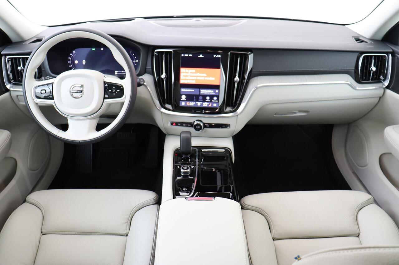 Volvo V60 T6 PLUG-IN HYBRID AWD ULTRA BRIGHT -PANO.DAK|HARMAN/KARDON|360°CAM|HEAD-UP DISP.|PRIVACY.GLAS|POWER-SEATS