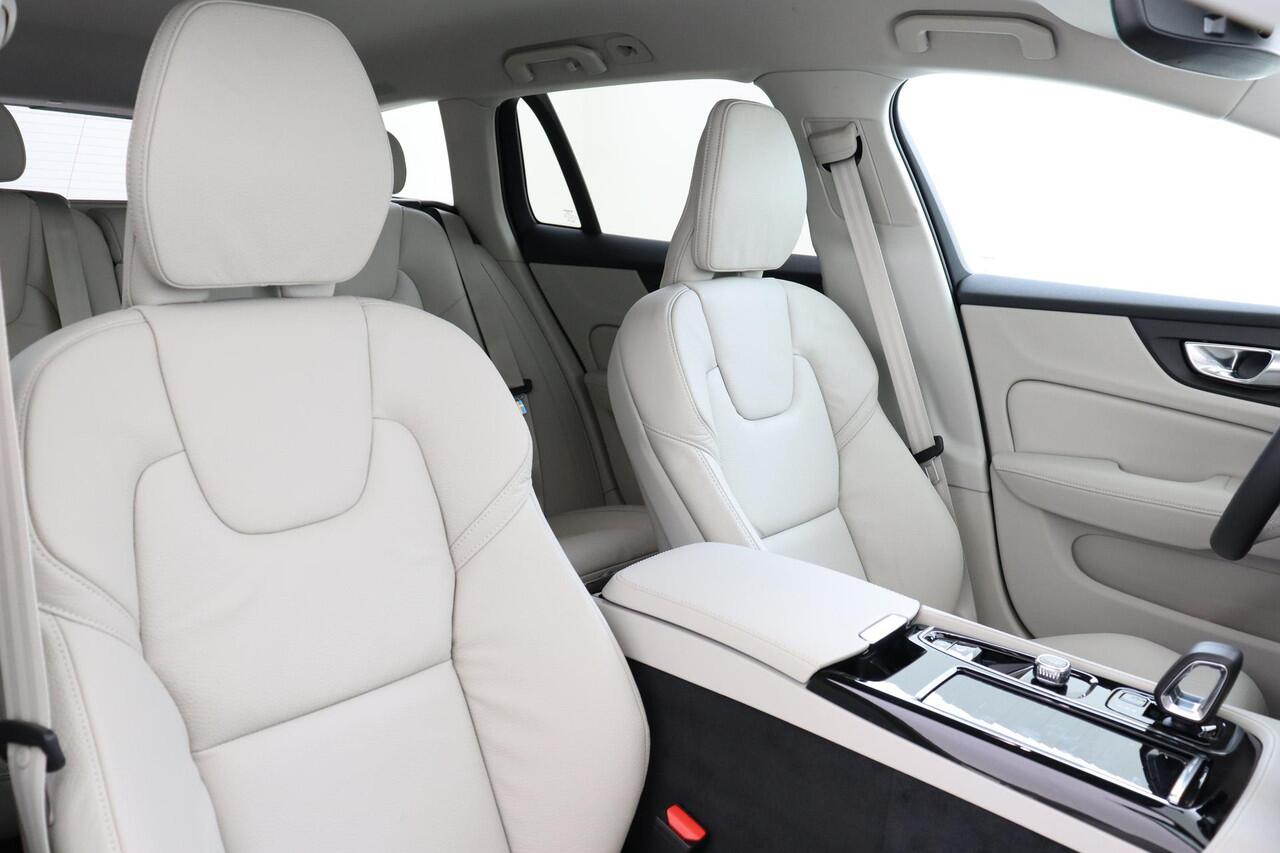 Volvo V60 T6 PLUG-IN HYBRID AWD PLUS DARK -HARMAN/KARDON|360°CAM|POWER-SEATS|KEYLESS|18"