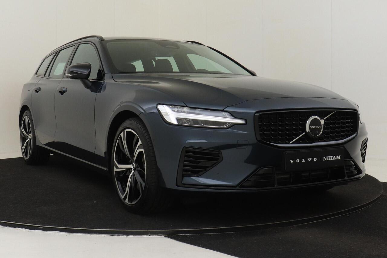 Volvo V60 T8 PLUG-IN HYBRID AWD PLUS PERFORMANCE ED. DARK -HARMAN/KARDON|360°CAM|POWER-SEATS|POLESTAR|19"