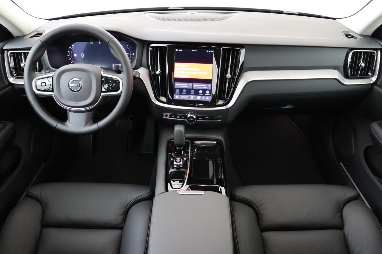 Volvo V60 T8 PLUG-IN HYBRID AWD PLUS PERFORMANCE ED. DARK -HARMAN/KARDON|360°CAM|POWER-SEATS|POLESTAR|19"