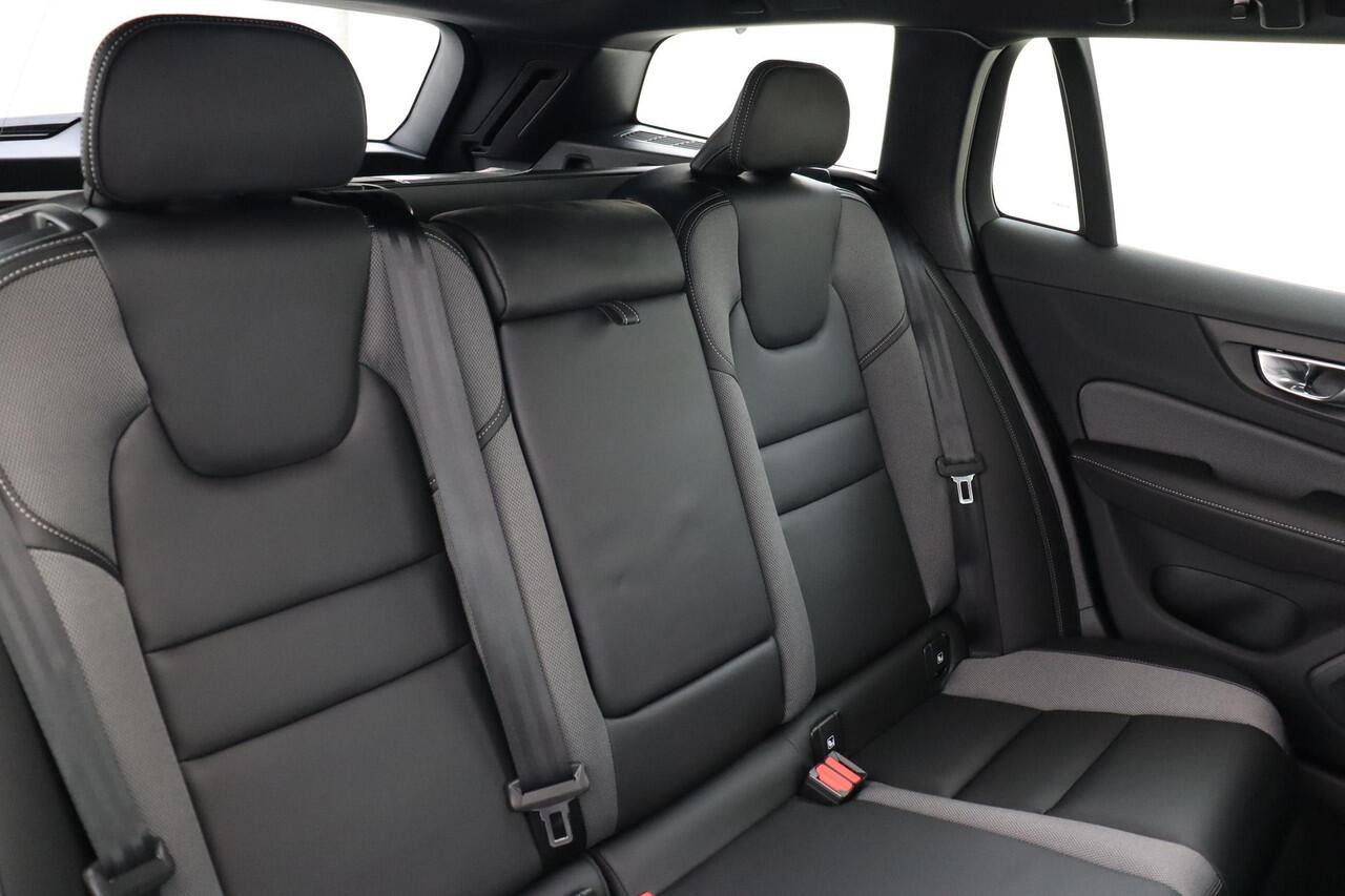 Volvo V60 T8 PLUG-IN HYBRID AWD PLUS PERFORMANCE ED. DARK -HARMAN/KARDON|360°CAM|SPORTSTOELEN|POWER-SEATS|POLESTAR|19"
