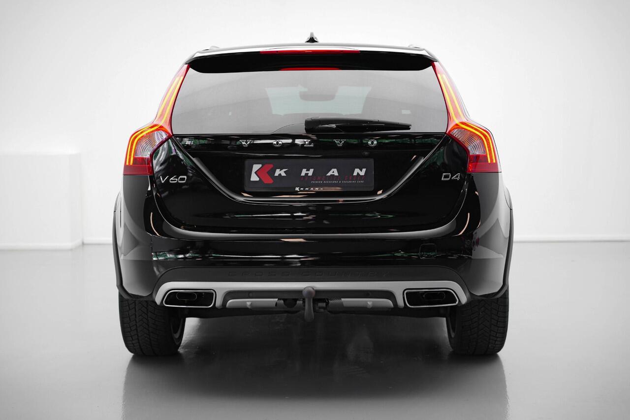 Volvo V60 CROSS COUNTRY 2.0 D4 Polar+ |Schuifdak|Memory|Camera|Leder|Stuurverwarming|