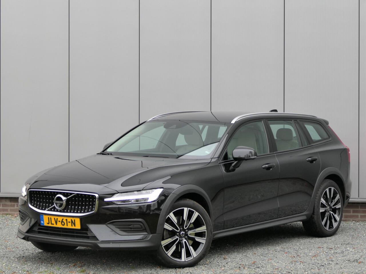 Volvo V60 CROSS COUNTRY T5 AWD AUT 12MND garantie / 360° camera / Apple ca