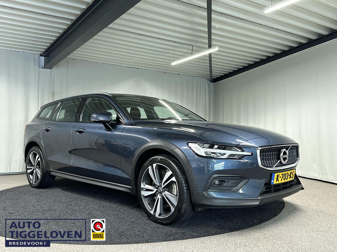 Volvo V60 CROSS COUNTRY 2.0 B5 AWD Pro Automaat | Trekhaak | Leder | Memory