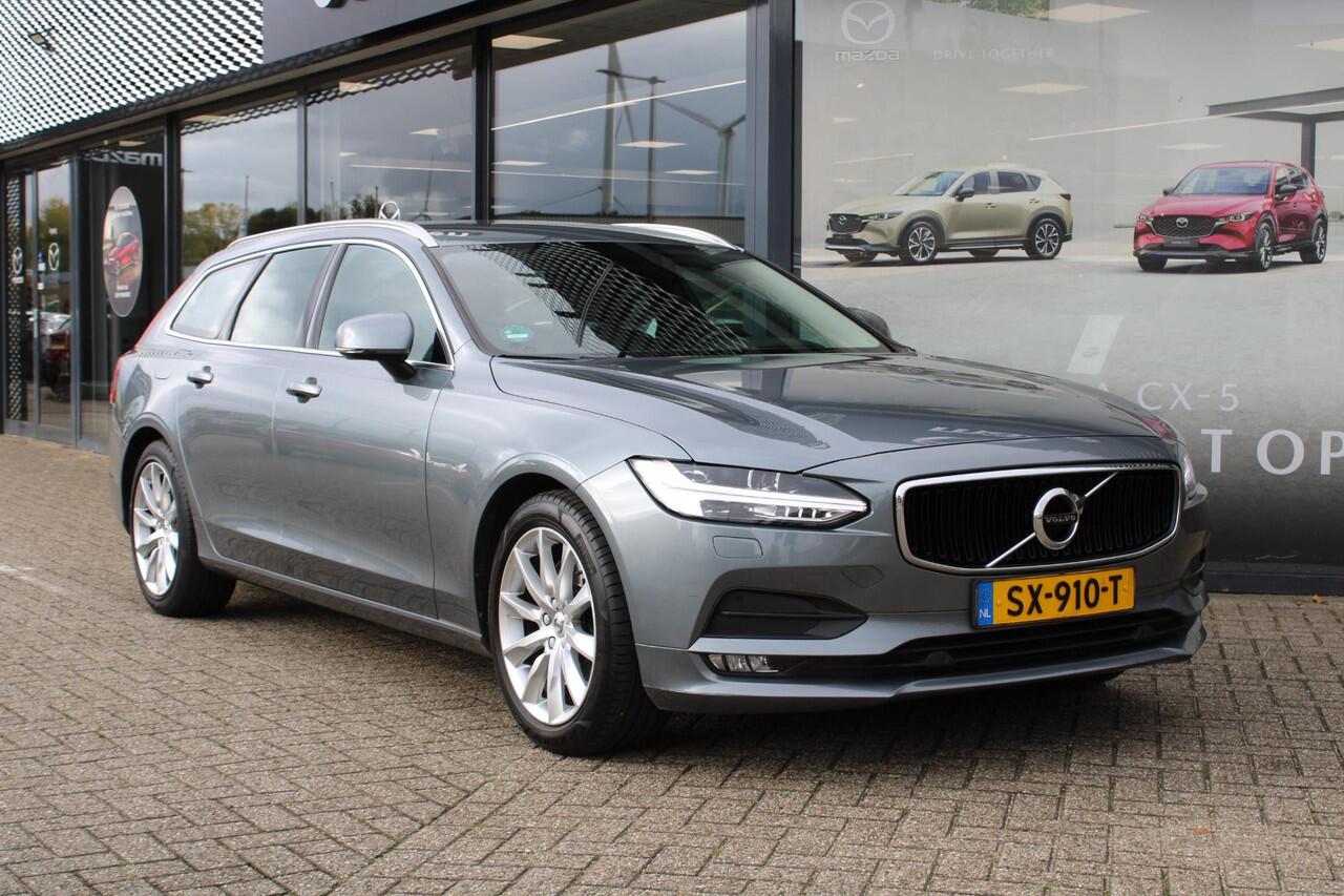 Volvo V90 2.0 T4 Momentum , Automaat, Leder, Trekhaak, Dakrails, Navi, Stoel/Stuurverwarming, Camera, Adap.Cruise, Apple Carplay & Android Auto, Clima, Bluetooth,