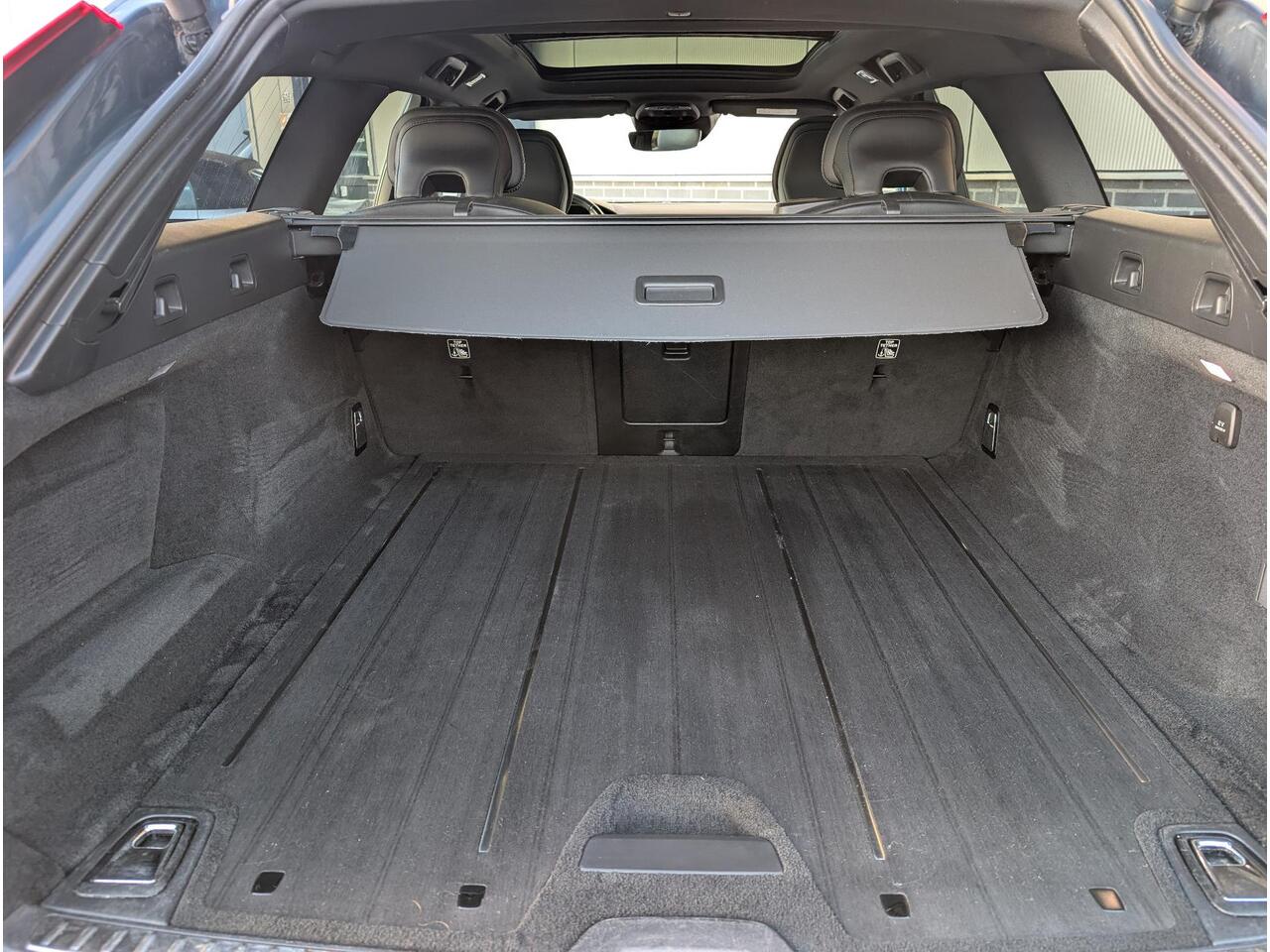 Volvo V90 2.0 T5 Inscription | Panorama | 360° Camera | Head-up | Intelli Safe | Carplay