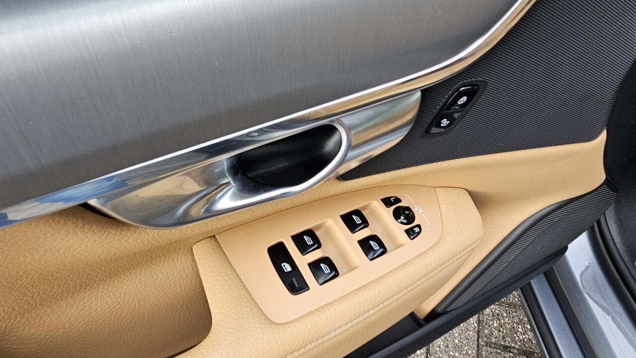 Volvo V90 2.0 T5 90th Anniversary Edition