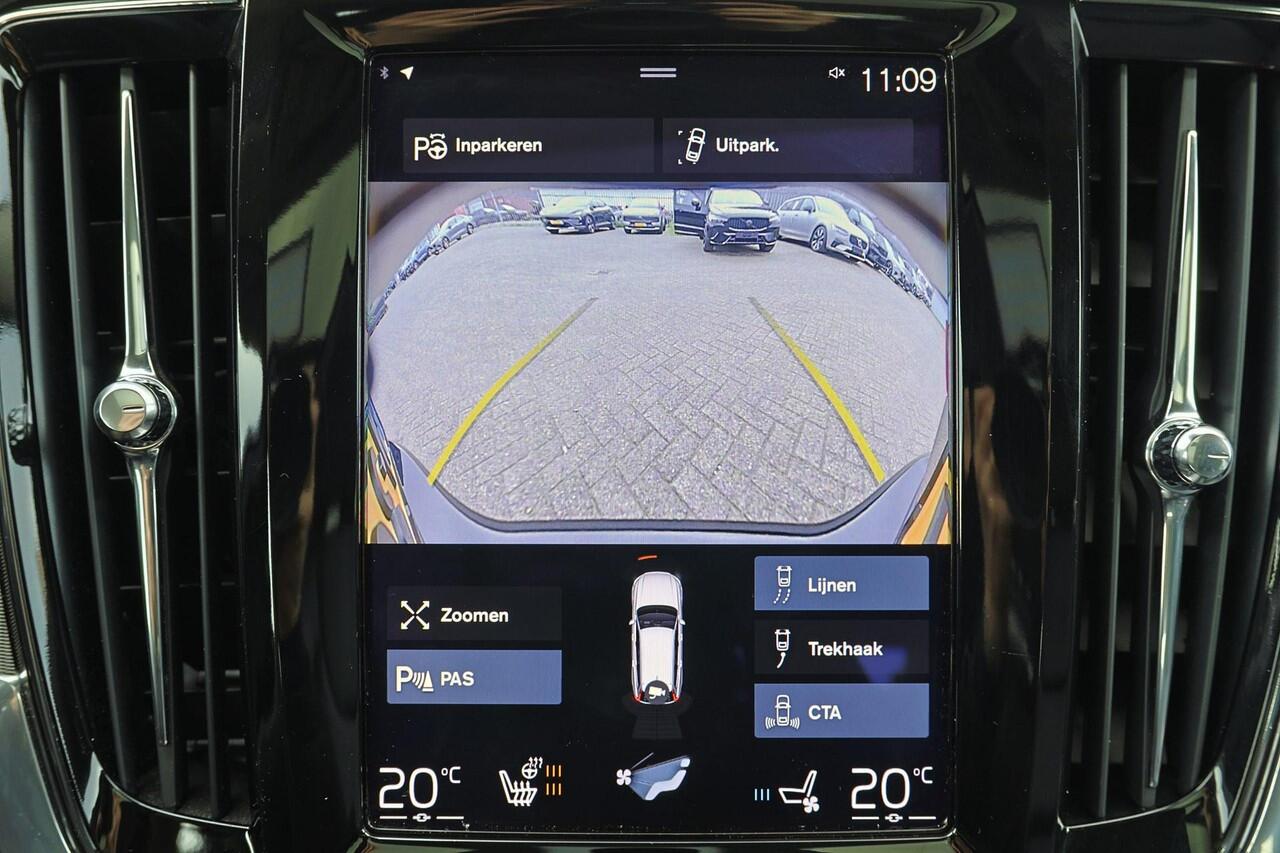 Volvo V90 T5 Inscription - Intellisafe Assist & Surround - Panoramadak - Parkeerverwarming - Head-up display - Geventileerd Nappa leder - Massage voorstoelen - Achteruitrijcamera - DAB - Full LED koplampen - 19' wielen - Park Assist Pilot