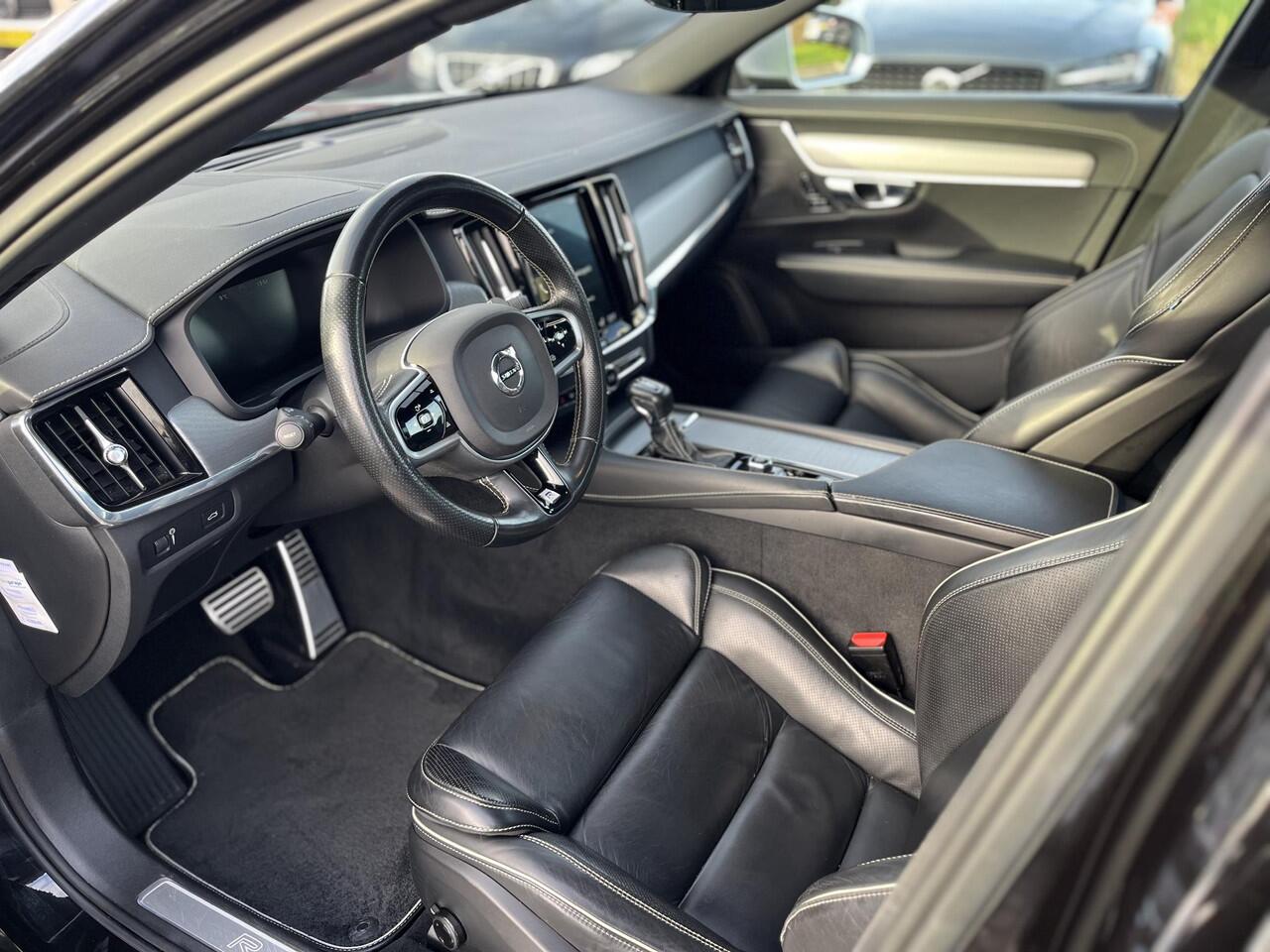 Volvo V90 T4 R-Design