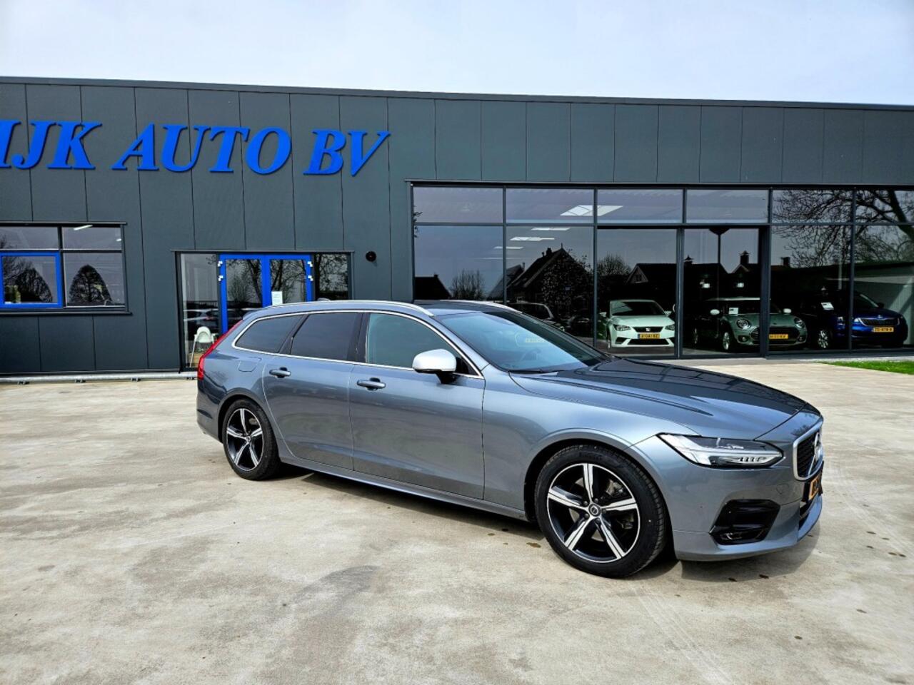 Volvo V90 2.0 T4 Business Sport R-Design / Panoramadak / Harman Kardon / H