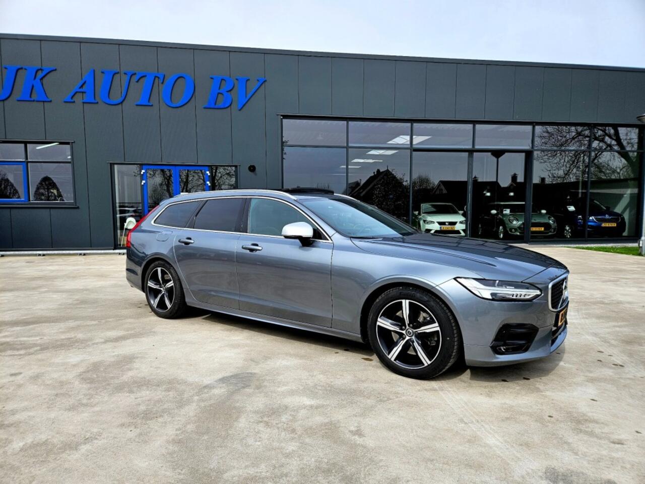 Volvo V90 2.0 T4 Business Sport R-Design / Panoramadak / Harman Kardon / H