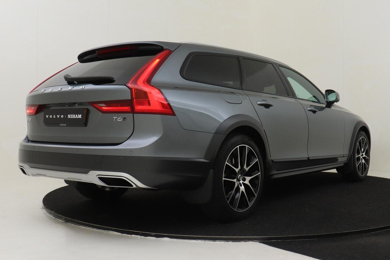 Volvo V90 CROSS COUNTRY T6 PRO -HARMAN/KARDON|LEDER|ADAP.LED|360°CAM|20"|STANDKACHEL|ADAP.CRUISE|KEYLESS