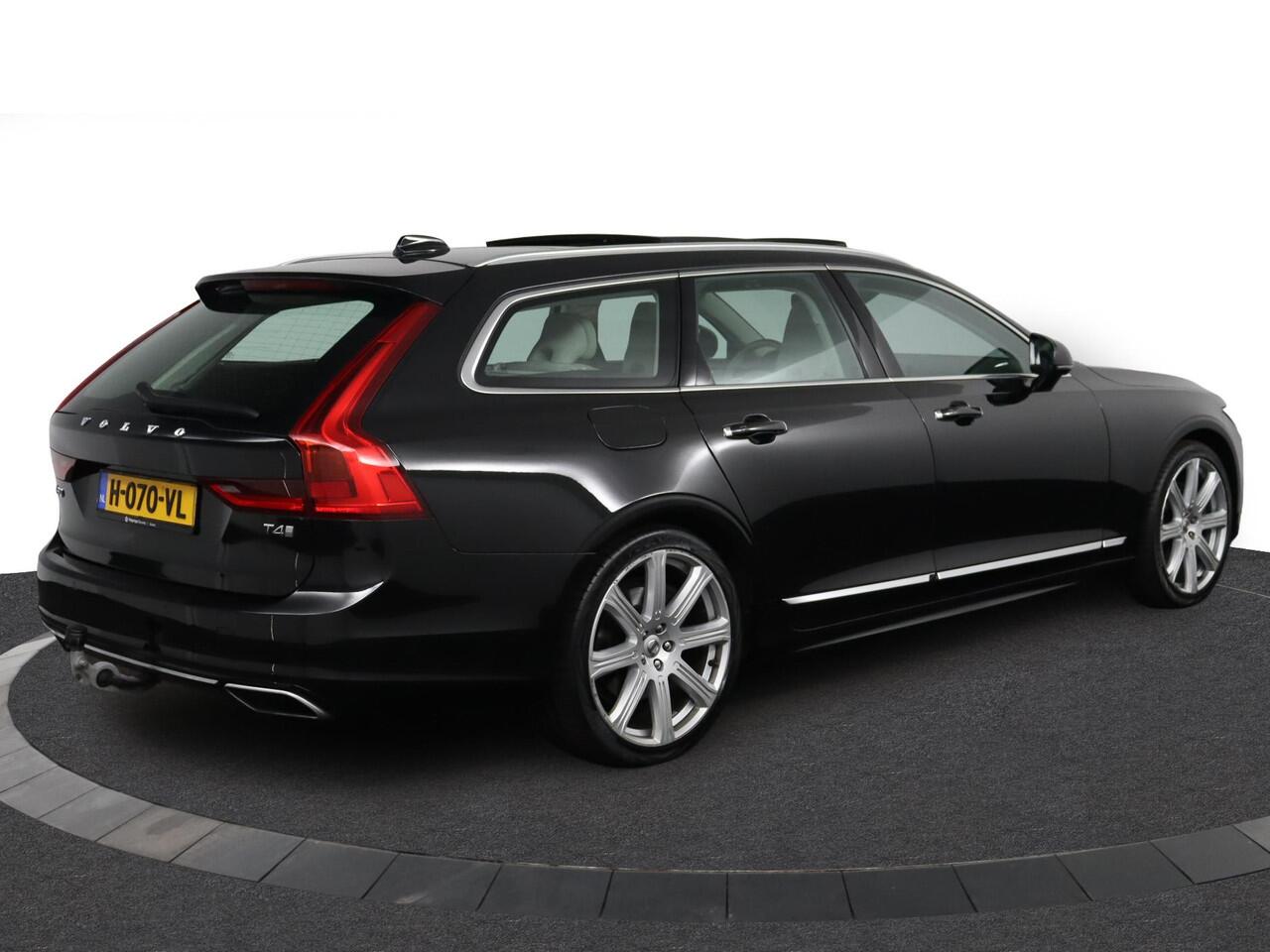 Volvo V90 2.0 T4 Business Luxury+ | NAP | ACC | Pano | DOH | Stoelverwarming | Trekhaak
