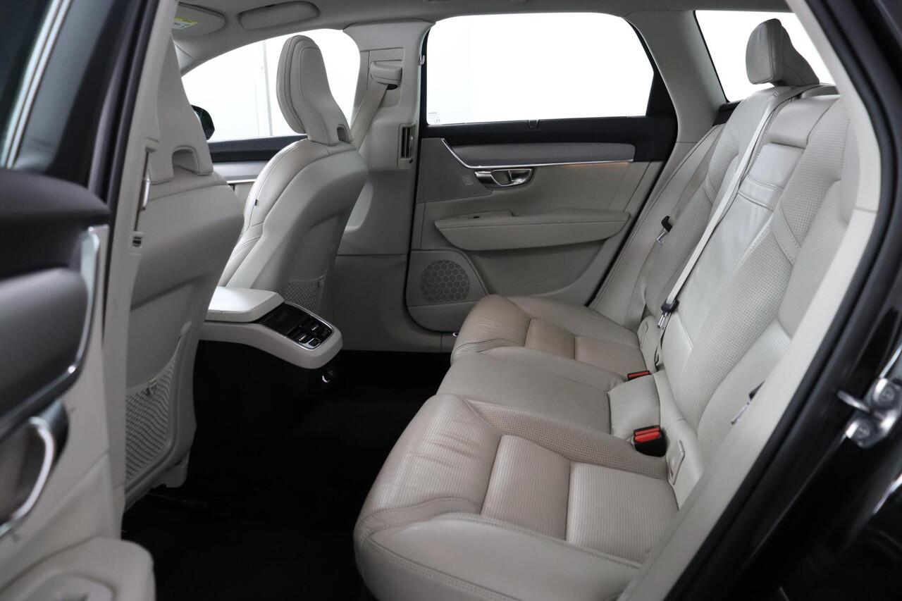 Volvo V90 2.0 T4 Business Luxury+ | NAP | ACC | Pano | DOH | Stoelverwarming | Trekhaak