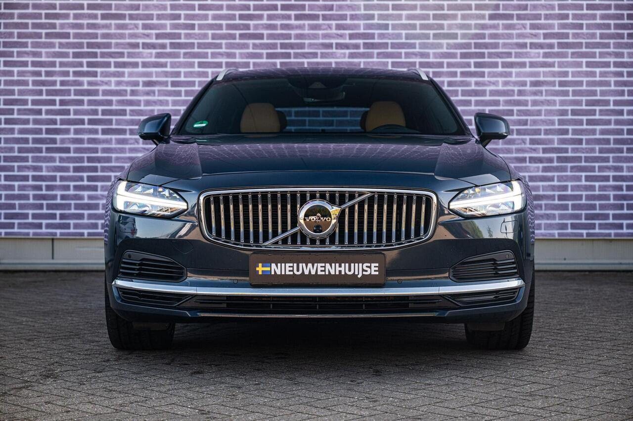 Volvo V90 2.0 T8 AWD Inscription | Trekhaak | Luchtvering | Head-up display | Harman & Kardon | 360° Camera | Stoel massage/ventilatie | Panorama dak | Adaptieve cruise control | FULL OPTION! |