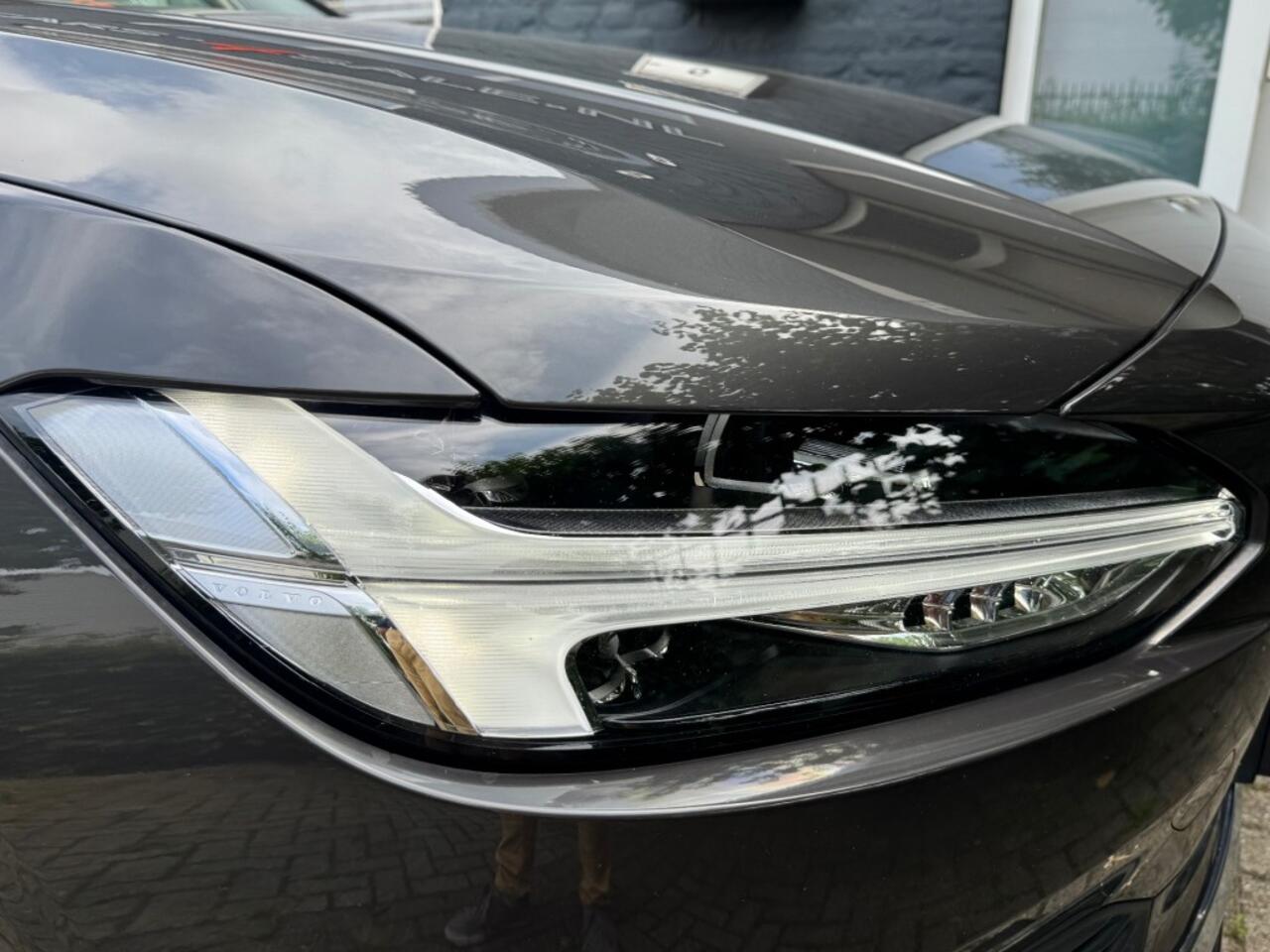 Volvo V90 2.0 T-6 Recharge 340pk AWD Inscription + Leder + 360 Camera + Nav + 18 inch Lmv - Nw type 2021!