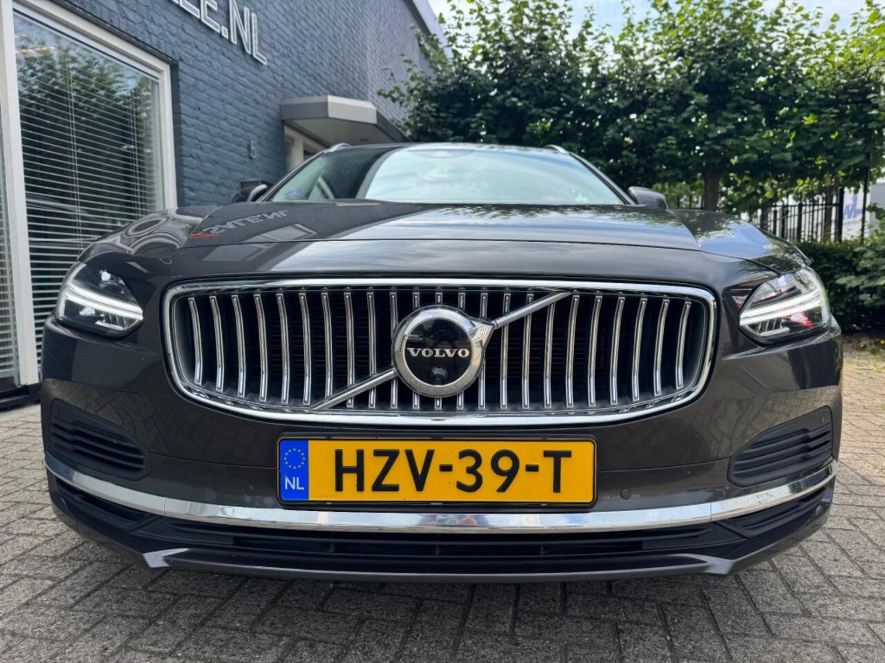 Volvo V90 2.0 T-6 Recharge 340pk AWD Inscription + Leder + 360 Camera + Nav + 18 inch Lmv - Nw type 2021!