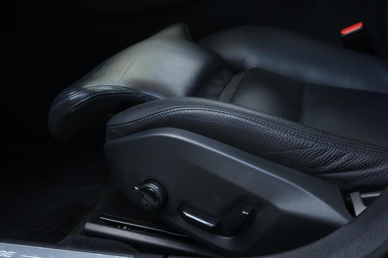 Volvo V90 2.0 T6 AWD Business Pro / Pano / Headup / Harman Kardon / Camera