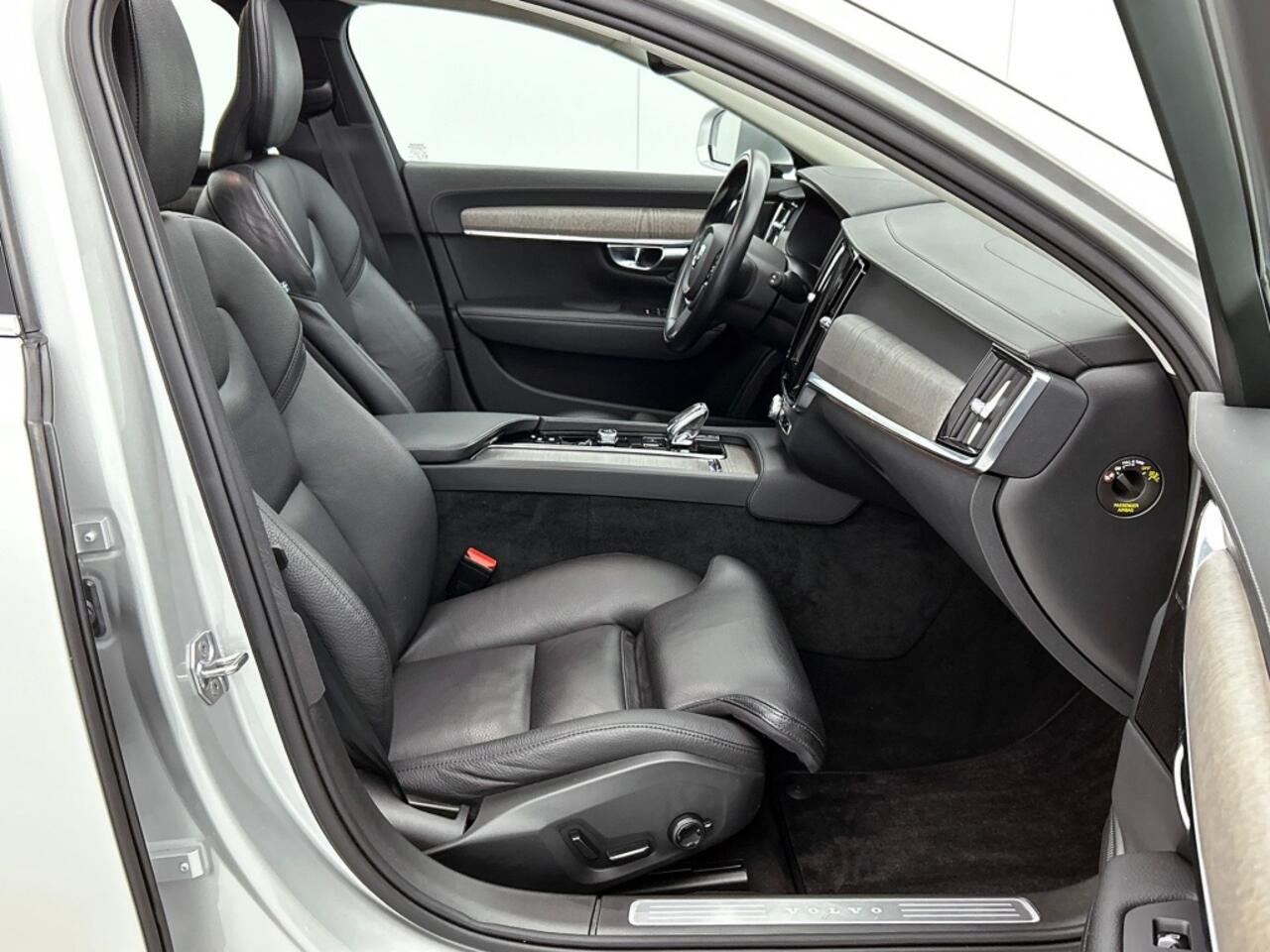 Volvo V90 B4 Inscription | Panoramadak | 360º Camera | Trekhaak |