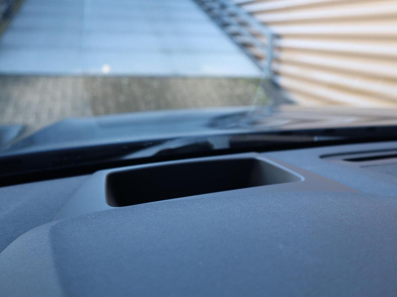 Volvo V90 Cross Country 2.0 B5 AWD Pro | Schuifdak | Trekhaak