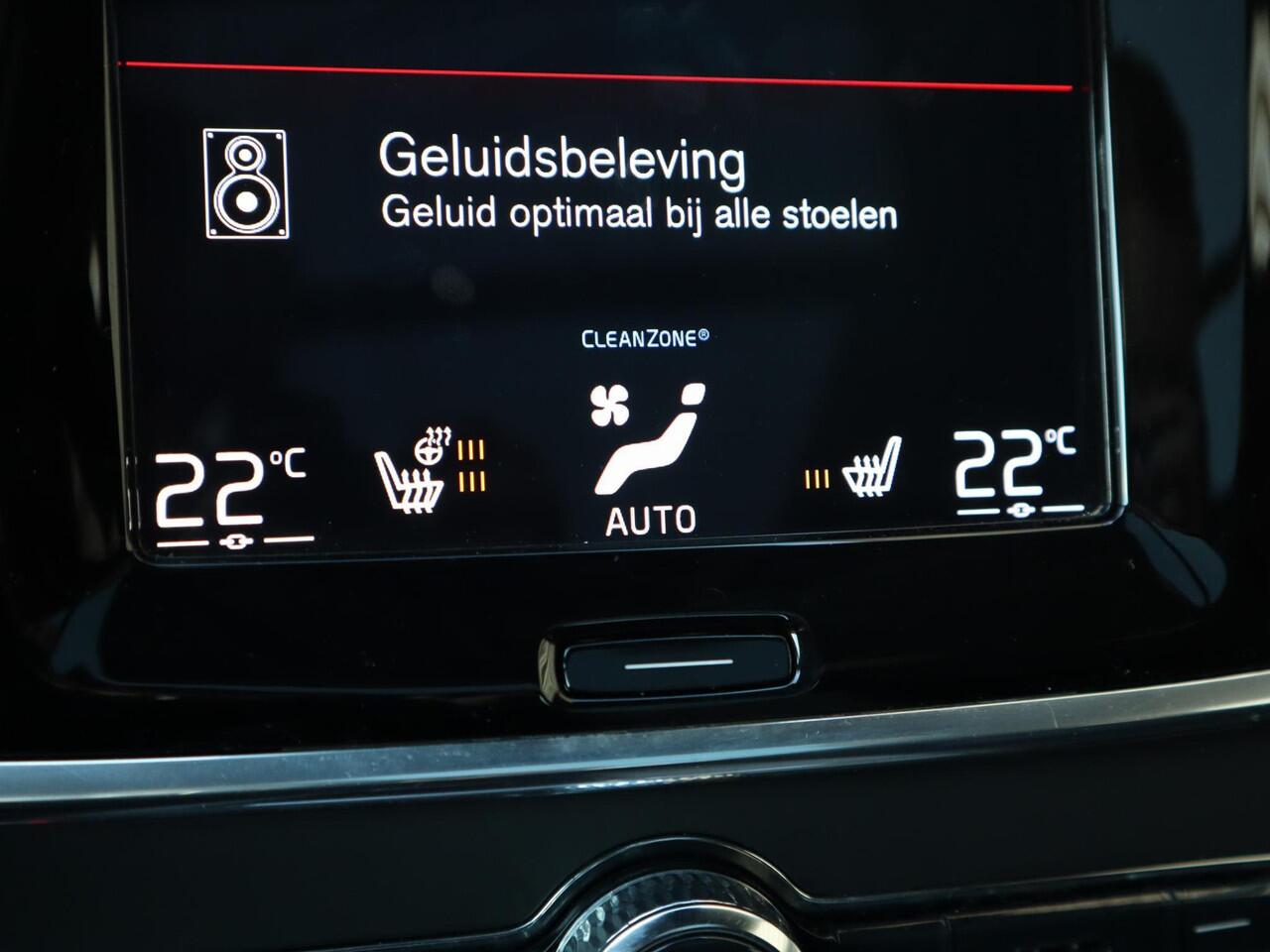 Volvo V90 Cross Country 2.0 B5 AWD Pro | Schuifdak | Trekhaak