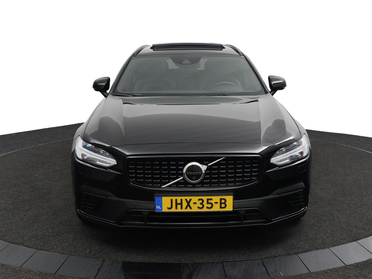 Volvo V90 2.0 T8 AWD R-Design Rijklaarprijs! Panodak! Trekhaak!
