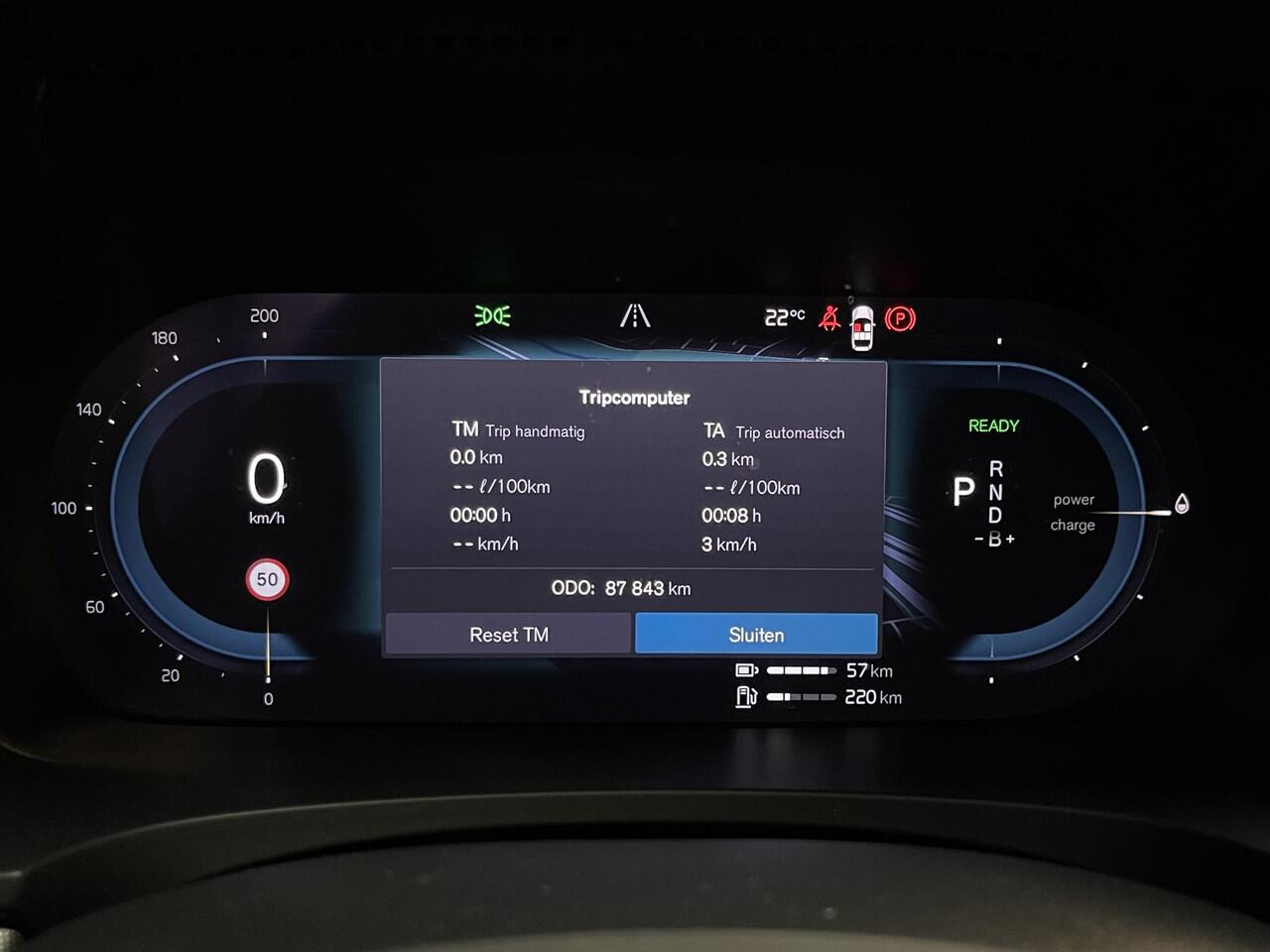 Volvo V90 2.0 T8 Plug-in hybrid AWD Ultimate Dark 20"/Luchtvering/Trekhaak/Panoramadak/Stoelverwarming v+a/360 Camera/Dodehoek/Head-up/DAB/Keyless