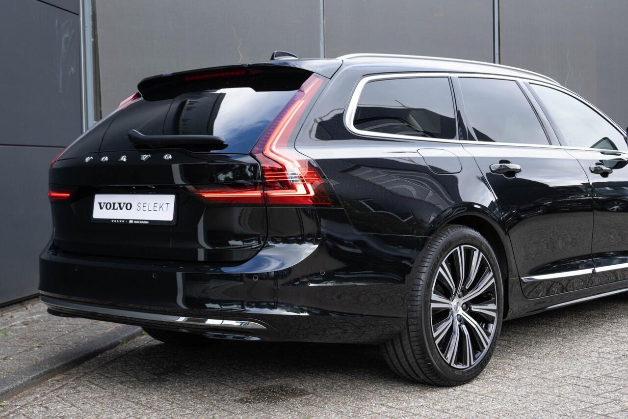 Volvo V90 B4 Plus Bright | Harman Kardon Premium Sound | 360 graden camera | Panoramisch schuif-/kanteldak | Alarm klasse 3 | Trekhaak | Google Navigatie |
