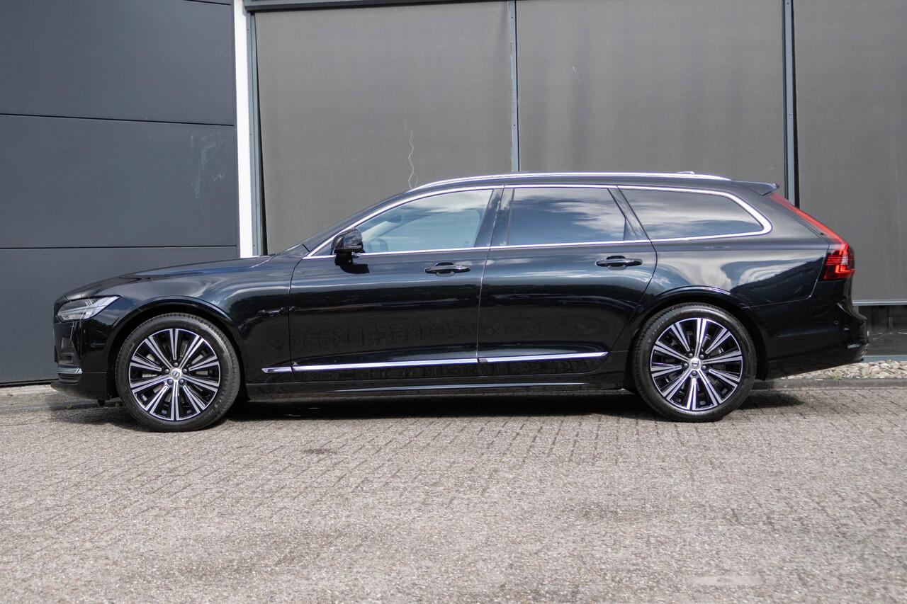 Volvo V90 B4 Plus Bright | Harman Kardon Premium Sound | 360 graden camera | Panoramisch schuif-/kanteldak | Alarm klasse 3 | Trekhaak | Google Navigatie |
