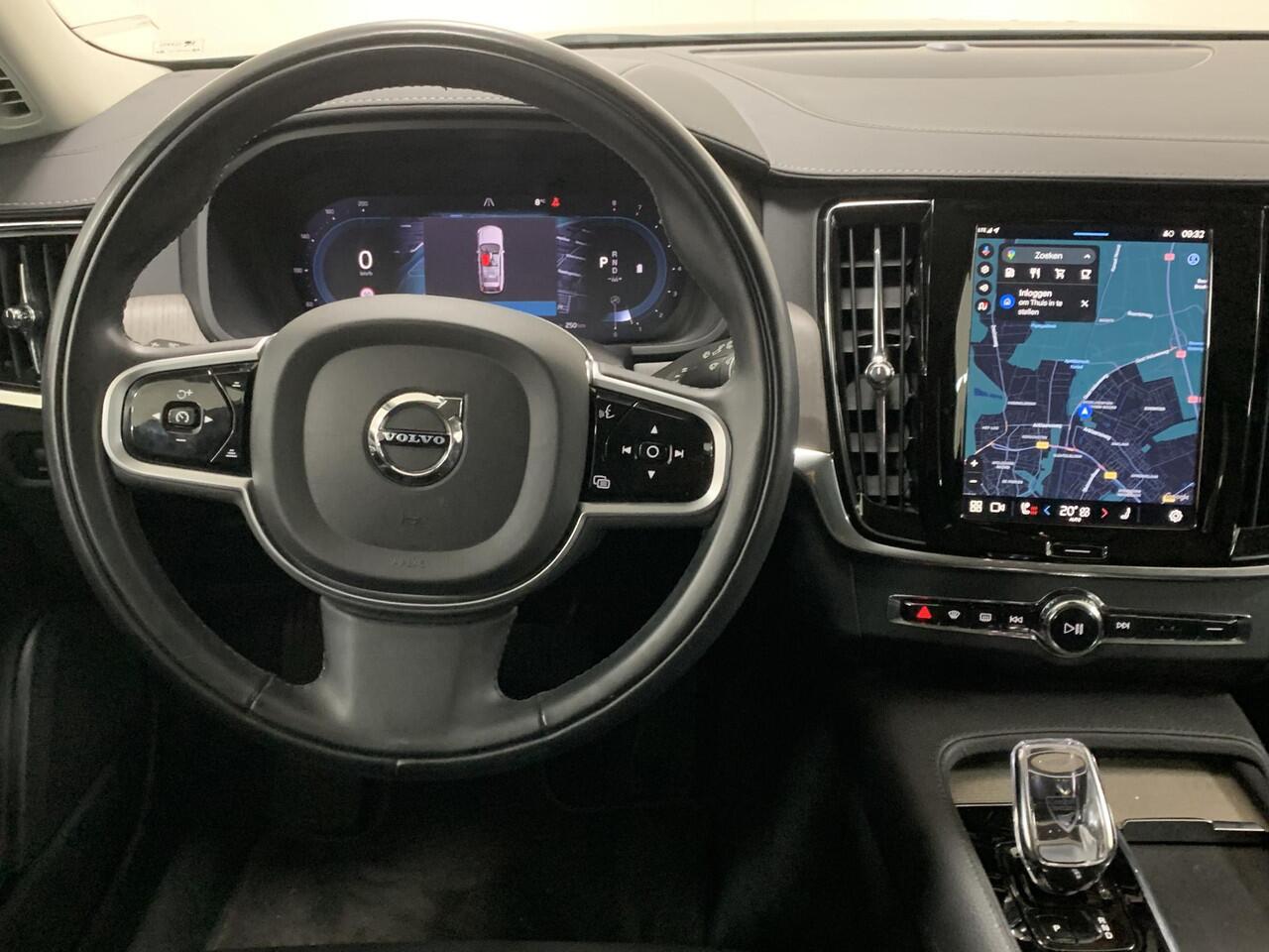 Volvo V90 2.0 B4 Inscription UITKLAPBARE TREKHAAK | ACHTERUITRIJCAMERA | NAVIGATIE | LEDEREN BEKLEDING