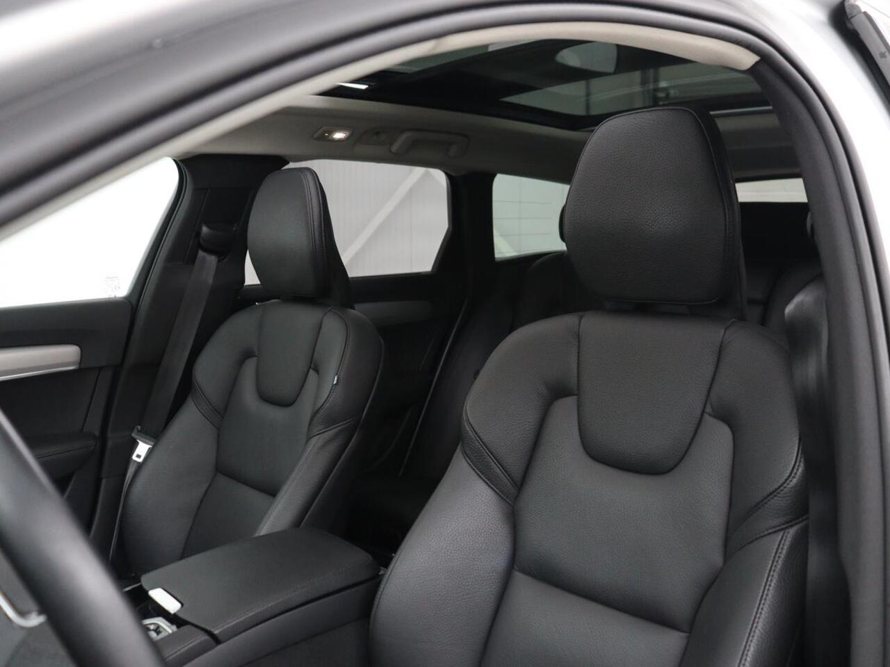 Volvo V90 2.0 T6 Plug In AWD Inscription | SOH 97% | Panoramadak | Head-Up | Leder | Harman/Kardon | 20'' | 360 Camera | Stoelverwarming | Keyless | Carplay | Full LED | Stuurverwarming | PHEV