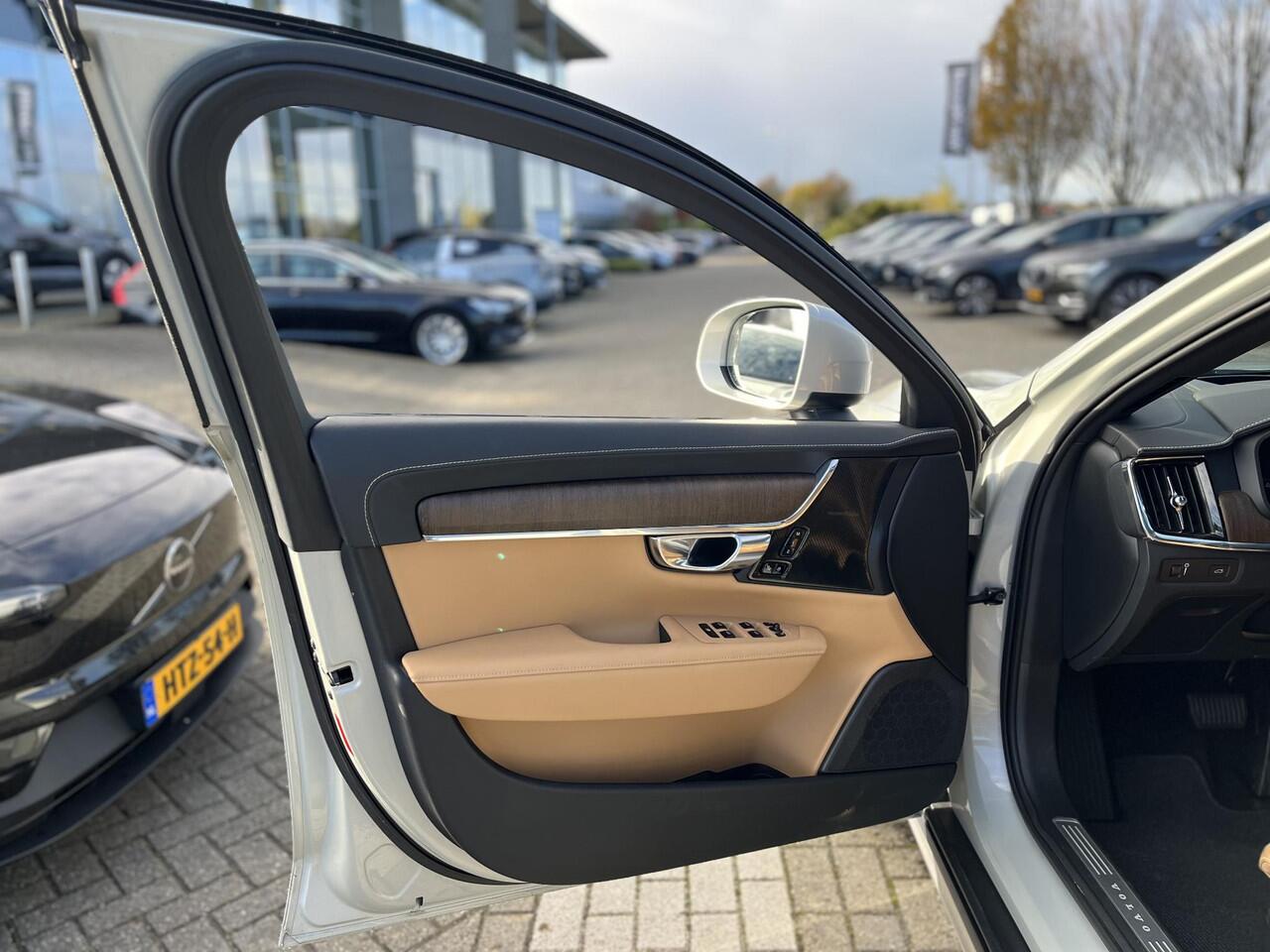 Volvo V90 Cross Country B6 AWD Pro