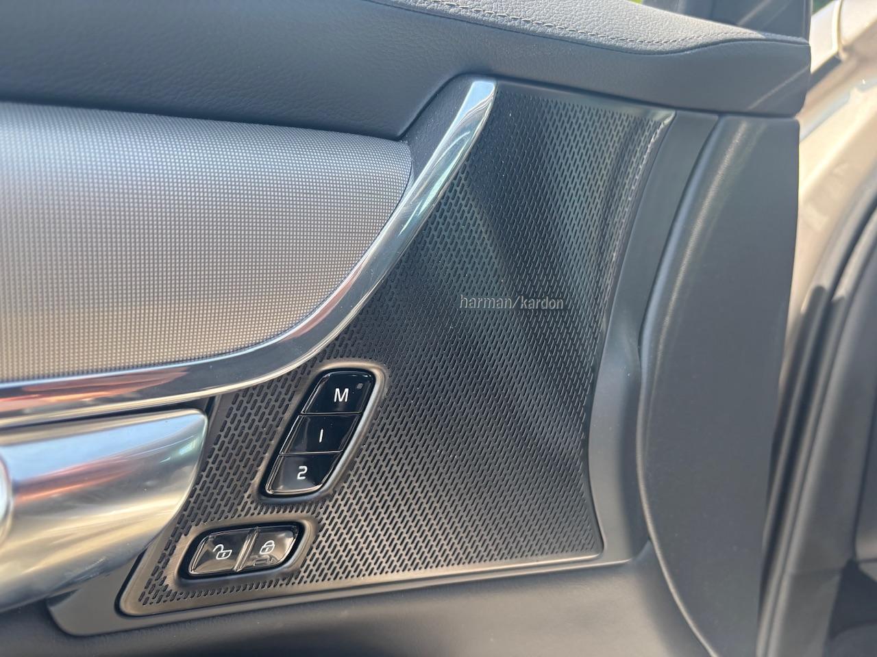 Volvo V90 T6 Plug-in hybrid AWD Ultra Dark | Harman/Kardon | Memory Seats | Climate Pack | 360 Camera | Trekhaak |