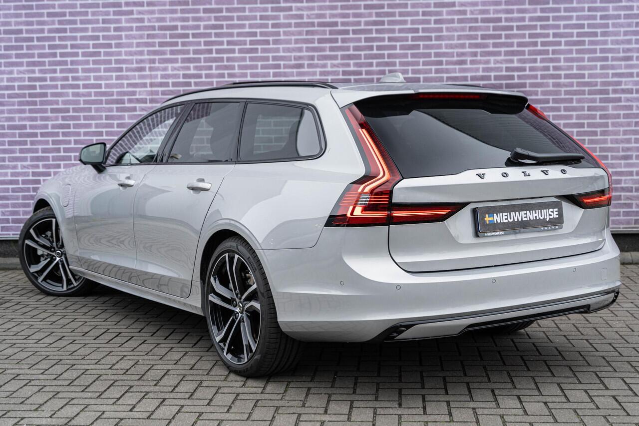 Volvo V90 T8 Plug-in hybrid AWD Ultimate Dark | Google | Longe Range | Bowers & Wilkins Audio | 360 Camera | Luchtvering | Schuif-/Kanteldak | Sportstoelen | Head-Up Display | Stuur-/Stoelverwarming Voor + Achter | Elek. Stoelen | Memory | Getint Glas | Elek. Achte