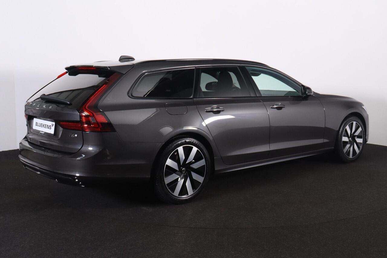 Volvo V90 T6 Recharge AWD Plus Dark - IntelliSafe Assist & Surround - 360º Camera - Harman/Kardon audio - Adaptieve LED koplampen - Verwarmde voorstoelen, stuur & achterbank - Parkeersensoren voor & achter - Elektr. bedienb. voorstoelen met geheugen - Extra getint 